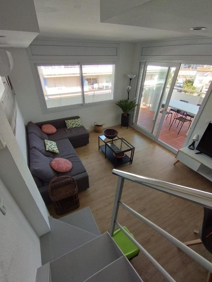Atico Of 3 Rooms, Total 130M² Just For You With A 60 M² Terrace, Swimming Pool, Mountain And Marina View. Roses Exteriér fotografie