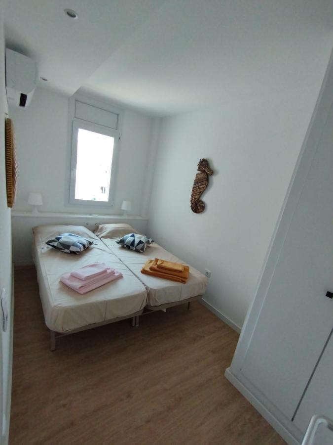 Atico Of 3 Rooms, Total 130M² Just For You With A 60 M² Terrace, Swimming Pool, Mountain And Marina View. Roses Exteriér fotografie